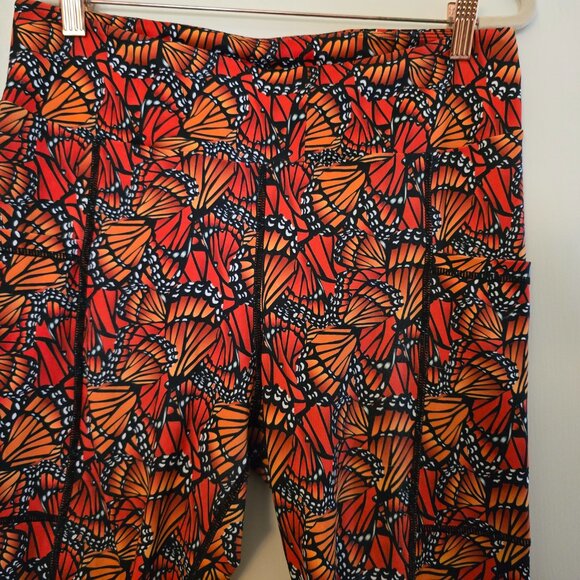 GRRRL Next Level Orange Butterfly Print Capri Length Leggings Ali/Amenah XL/XXL - Picture 9 of 10